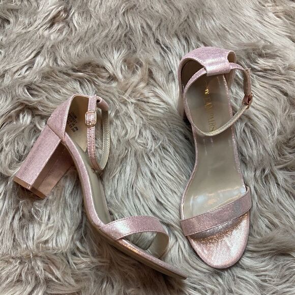 DREAM PAIRS Champagne Low-Chunk Heel Pump Open Toe Ankle Strap Sandals - Picture 2 of 16